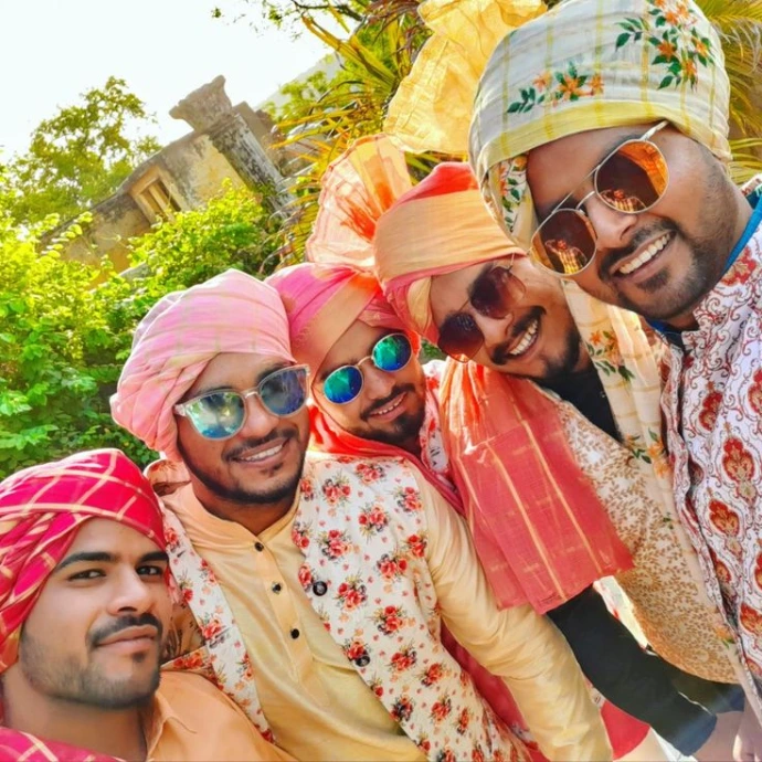 Punjabi Dholi and Safa tying for wedding in Ahmedabad by Event 1O1